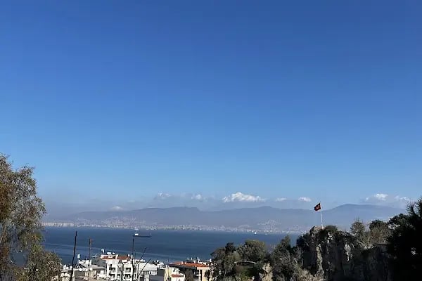 Konak Belediyesi Dr. Behçet Uz Parkı - Resim 8