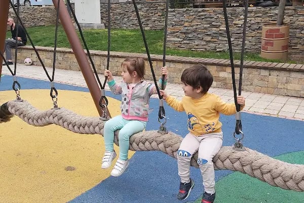 Konak Belediyesi Dr. Behçet Uz Parkı - Resim 11