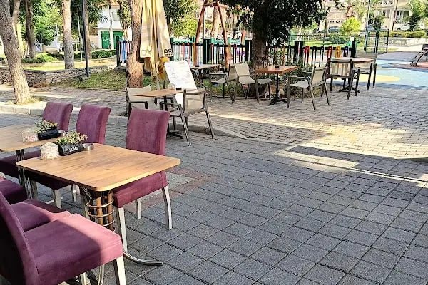 Konak Belediyesi Dr. Behçet Uz Parkı - Resim 9