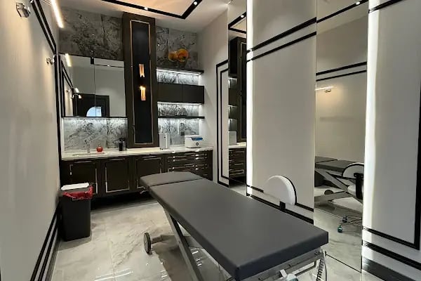 Uzm.Dr.Mehmet Kerem Uzun Fizik Tedavi ve Rehabilitasyon Kliniği - Resim 4