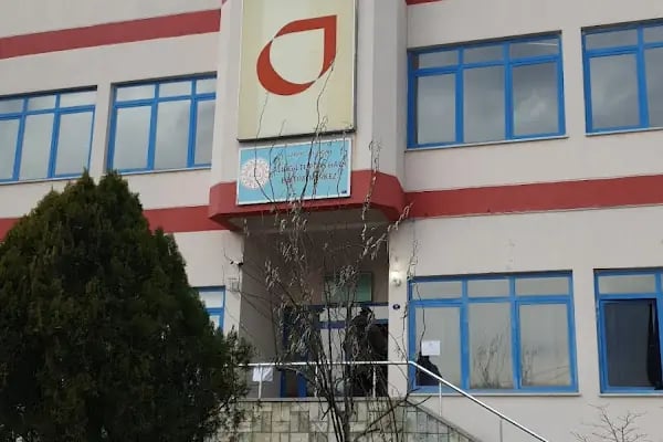 Aliağa Tüpraş Halk Eğitimi Merkezi - Resim 1