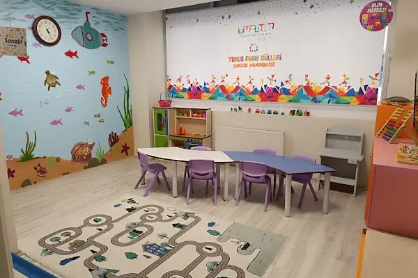 Yunus Emre Gülleri Çocuk Akademisi - Resim 13