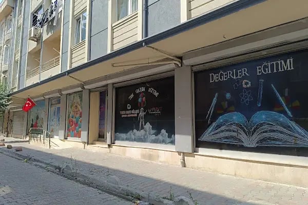 Yunus Emre Gülleri Çocuk Akademisi - Resim 7
