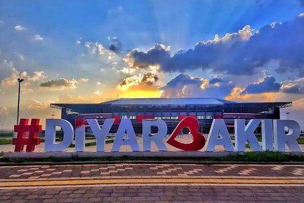Diyarbakır Stadyumu - Resim 4