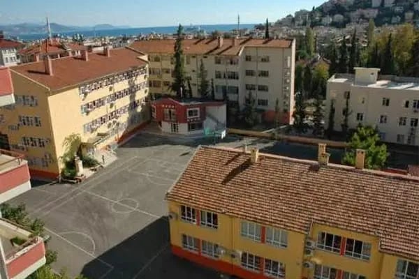 Barbaros Azakoğlu Ortaokulu - Resim 2