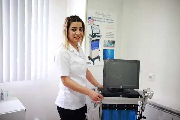 Dr. Zeynep Kırker Medikal Estetik Polikliniği - Resim 4