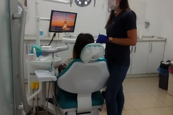 Özel Elit Ağız Ve Diş Sağlığı Polikliniği - Resim 17