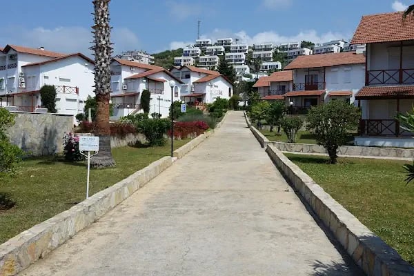 Bougainville Garden - Resim 5
