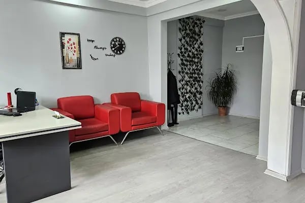Diş Hekimi Emre Kuruçelik - Resim 3