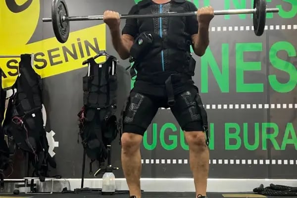 S-FIT EMS Fitness Studio - Alanya - Resim 13