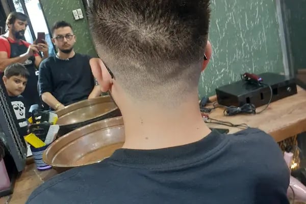 The barber - Resim 19