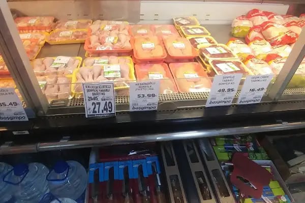 Başgimpa Süpermarketler Zinciri Karapürçek 5 Şubesi - Resim 3