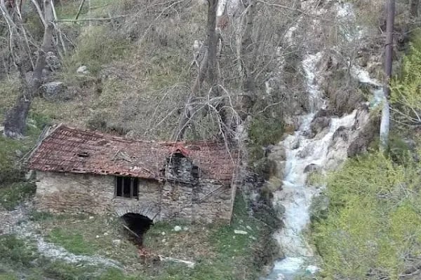Beşoluk Kamp ve Yürüyüş Bölgesi (Camping and Trekking) - Resim 8