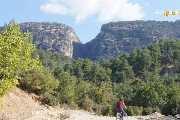 Beşoluk Kamp ve Yürüyüş Bölgesi (Camping and Trekking) - Resim 6