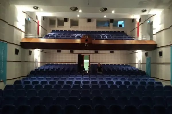 Yaşar Üniversitesi Konferans Salonu - Resim 5