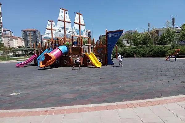 Altındağ Belediyesi Şehit Celalettin Ibiş Parkı - Resim 8