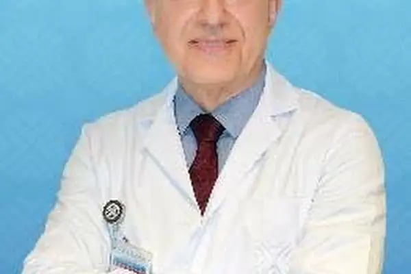 Prof. Dr. Vedat Göral - Resim 1