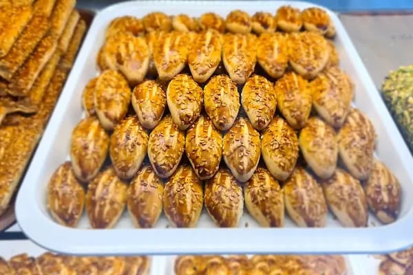 Piroğlu künefe kadayıf baklava - Resim 3