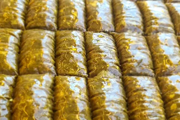 Piroğlu künefe kadayıf baklava - Resim 4