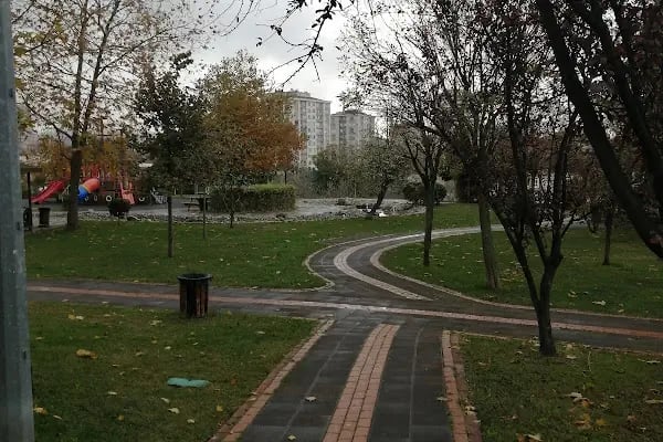 ATAŞEHİR BELEDİYESİ Nazım Hikmet Parkı - Resim 3