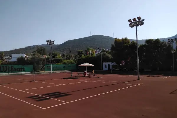 3 sısters tenis kulübü TORBA - Resim 12