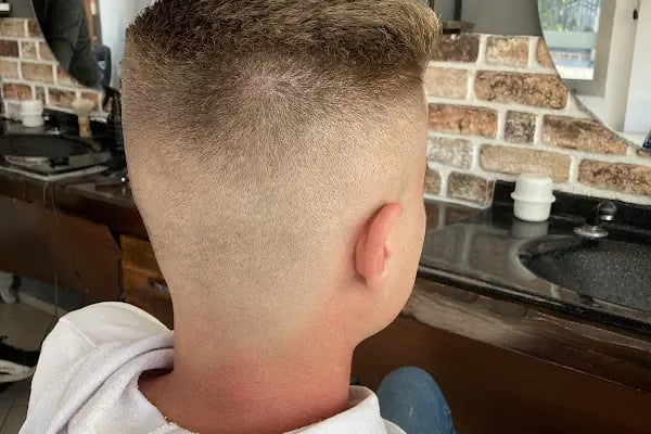 Saloon Cadde Erkek Kuaförü - Resim 8