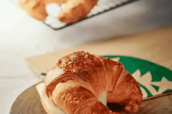 Starbucks - Resim 20