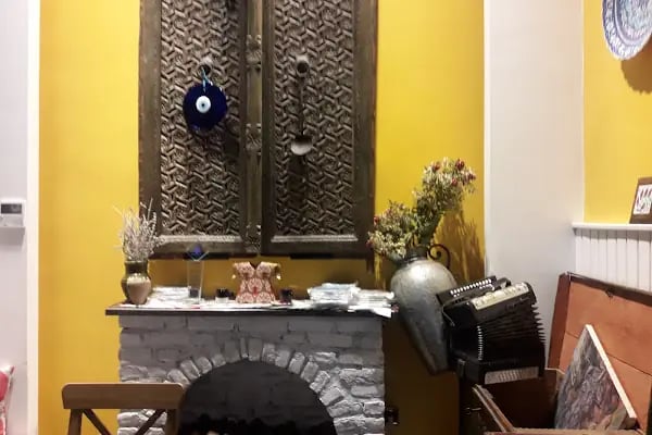 Her Şey AŞK tan Deli Cafe - Resim 5