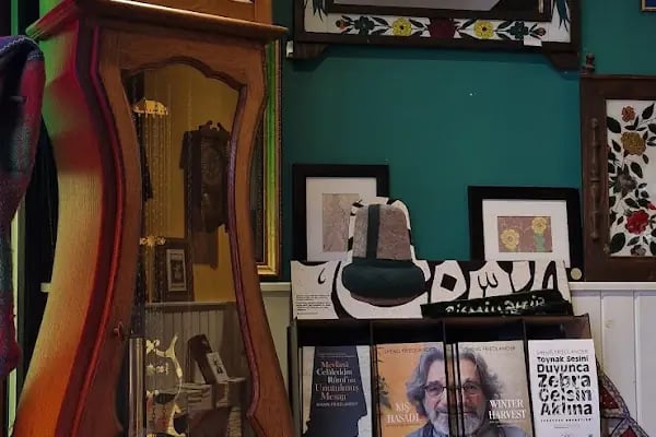 Her Şey AŞK tan Deli Cafe - Resim 9