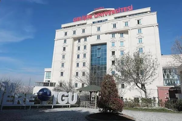 İstanbul Gelişim Üniversitesi - Resim 3
