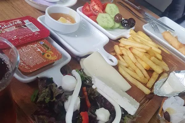 Serter Bey Kahvaltı ve Börek Döşemealtı - Resim 3