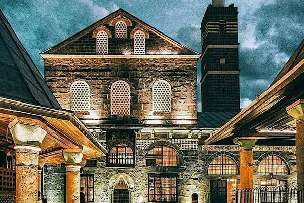Marjinal Güzellik ve Estetik Salonu - Resim 15