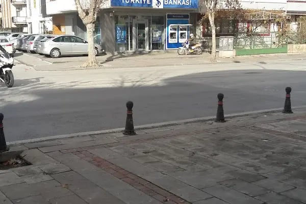 Türkiye İş Bankası Meram/Konya Şubesi - Resim 12