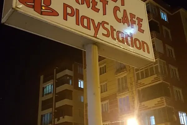 Cennet İnternet Cafe - Resim 6