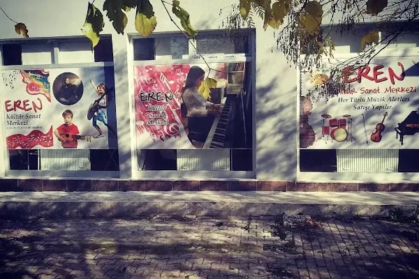 T.C MEB EREN SANAT ve BALE OKULU - Resim 2
