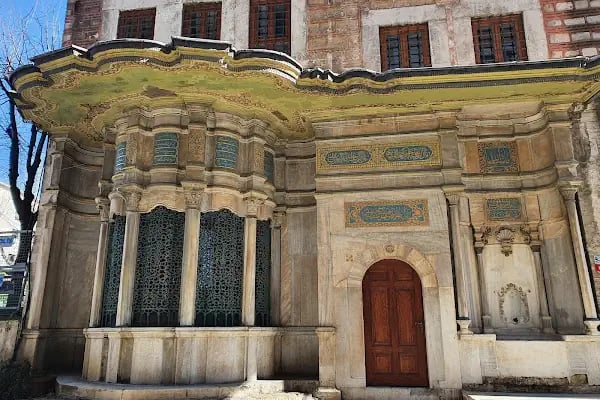 Laleli-İstanbul Üniversitesi - Resim 19
