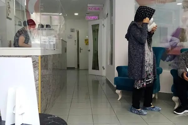 Özel Atalya Ağız ve Diş Sağlığı Polikliniği - Resim 17