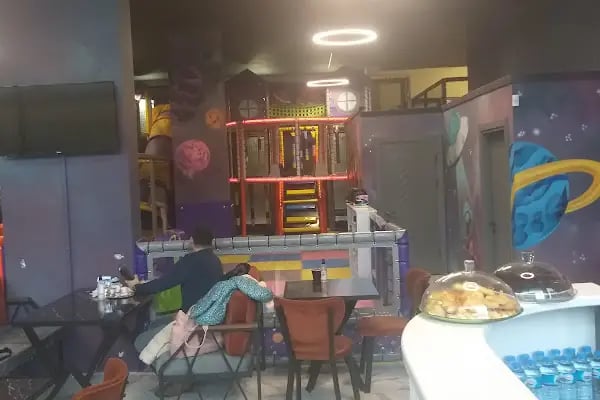 Bambampark kafe - Resim 3