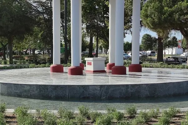 Bakireler Tapınağı - Resim 3
