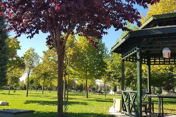 Meram Karaaslan Hadimi Parkı - Resim 8