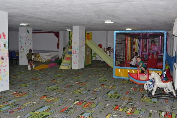 BERGAMA ÖZEL KIRMIZI GÜL ANAOKULU - Resim 6