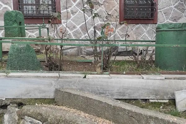 Ahi Yakup Türbesi - Resim 3
