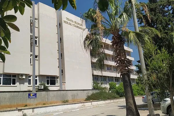 Mersin Üniversitesi Teknik Bilimler Meslek Yüksekokulu - Resim 4