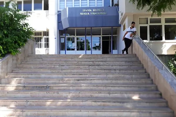 Mersin Üniversitesi Teknik Bilimler Meslek Yüksekokulu - Resim 18