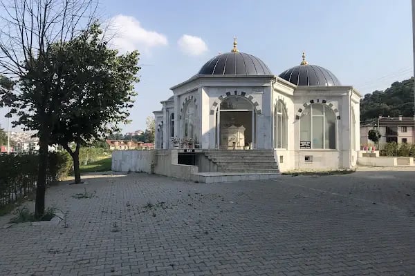 Hacı Zehra Yazaroğlu Camii - Resim 6