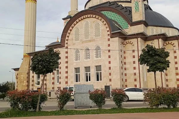 Hacı Zehra Yazaroğlu Camii - Resim 12