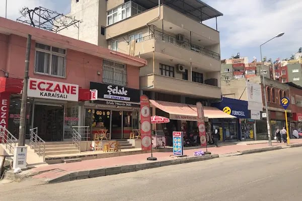 Karaisalı Eczanesi - Resim 8