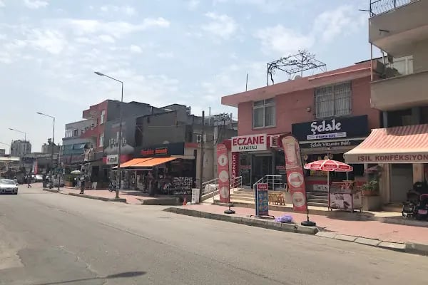 Karaisalı Eczanesi - Resim 4