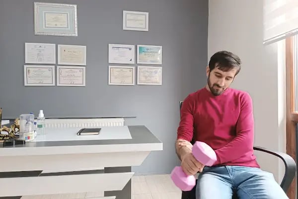 Emin Eller Fizyoterapi Merkezi | Fizyoterapist Mehmet Emin Ak - Resim 3
