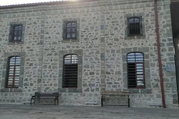 Orta Mahallesi Merkez Camii - Resim 15